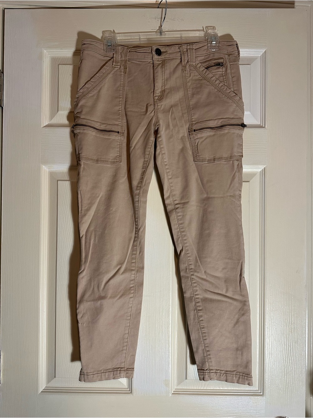 Women's Cargo Jeans in Light Tan with Zip Pockets